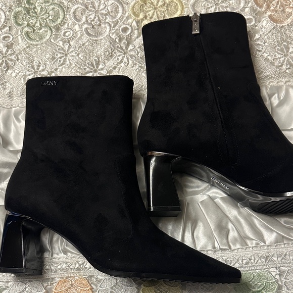 DKNY Black Heeled Ankle Boots - Picture 1 of 2